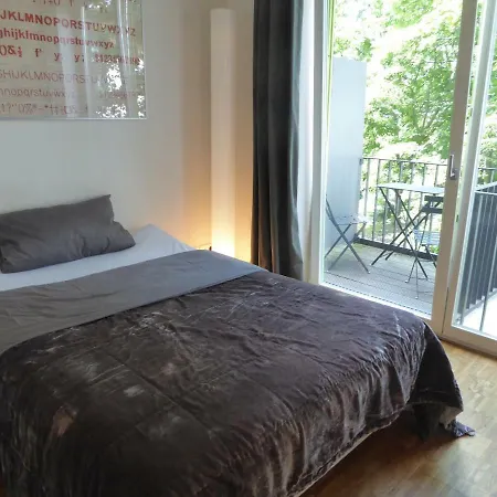 Am Friedrichshain *